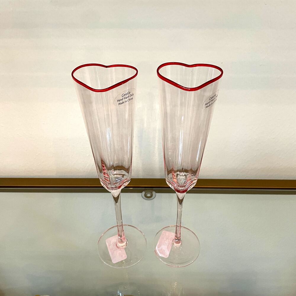 Pink Heart Shaped Champagne Flute Glass Set of 2 Red Rim Valentines Day NEW